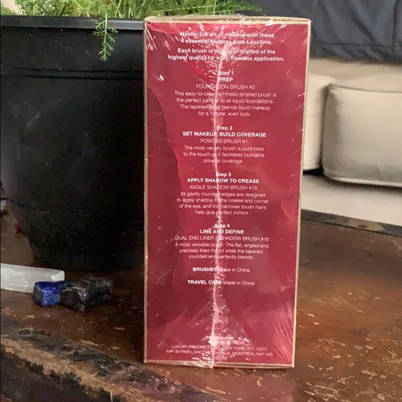 Lancôme Ltd Ed Parisian Holiday Brush Set! NIB - Picture 4 of 4